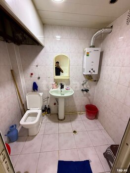 2-otaqlı mənzil, B. Çobanzadə küç., 50 m²
