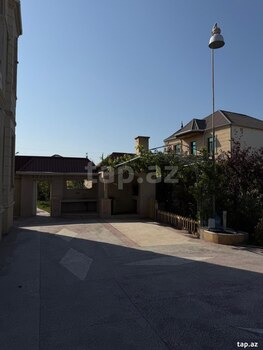 Bağ evi, Corat qəs.