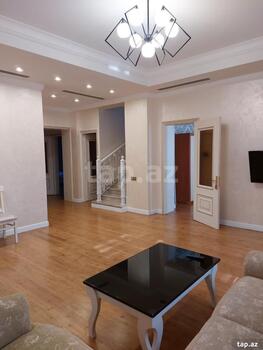 Villa, Astara r.
