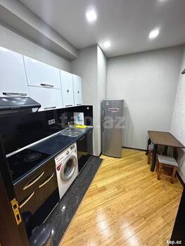 2-otaqlı yeni tikili kirayə verilir, Nizami m., 70 m²