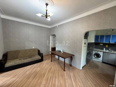 2-otaqlı mənzil kirayə verilir, Əli Kərim küç., 55 m²