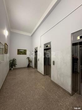 3-otaqlı yeni tikili, S.Rəhimov küç., 125 m²