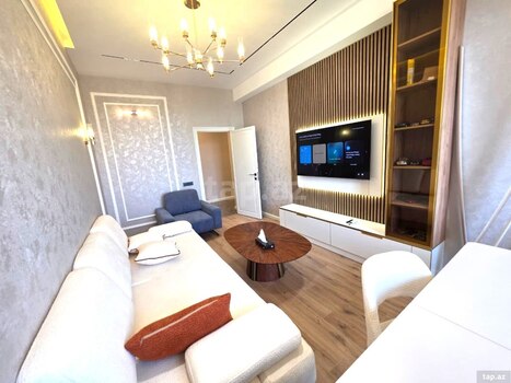 2-otaqlı yeni tikili kirayə verilir, Bakıxanov qəs., 70 m²