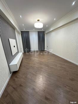 3-otaqlı yeni tikili, M.Xiyabani küç., 92 m²