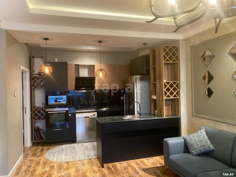 2-otaqlı yeni tikili, Heydər Əliyev küç. 136/A, 80 m²