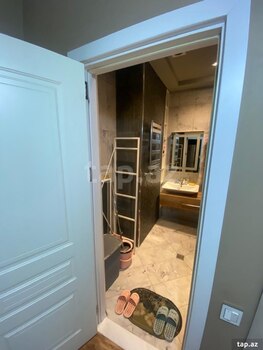 2-otaqlı yeni tikili, Heydər Əliyev küç. 136/A, 80 m²