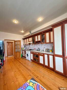 2-otaqlı yeni tikili, Cəmşid Naxçıvanski küç., 90 m²