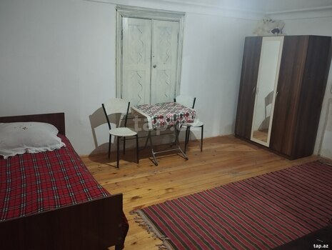 Həyət evi kirayə verilir, Şəki ş.