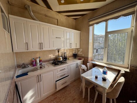 3-otaqlı mənzil kirayə verilir, N.Nərimanov m., 90 m²