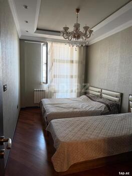 3-otaqlı yeni tikili, Həsənbəy Zərdabi küç., 139 m²