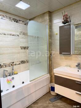 3-otaqlı yeni tikili, Həsənbəy Zərdabi küç., 139 m²