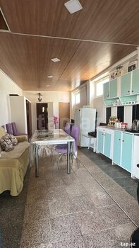 Həyət evi, Bəbək r.