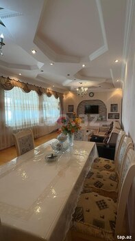 Həyət evi, Bəbək r.