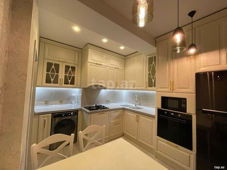 3-otaqlı yeni tikili, Əhmədli m., 90 m²