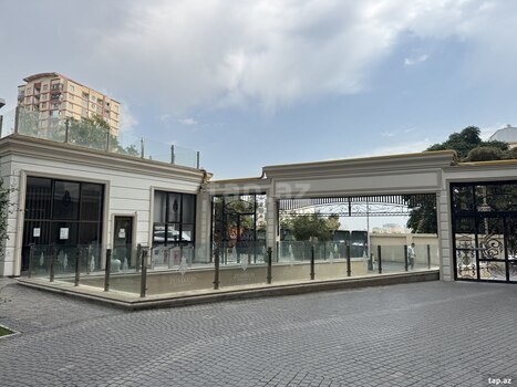 3-otaqlı yeni tikili, Balaəmi Dadaşov küç., 142 m²