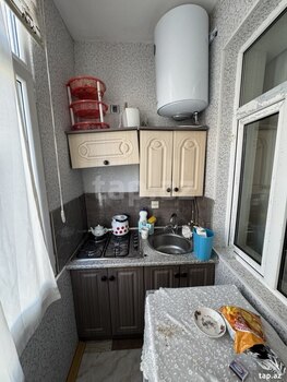 2-otaqlı yeni tikili, Qurtuluş küç. 93, 50 m²