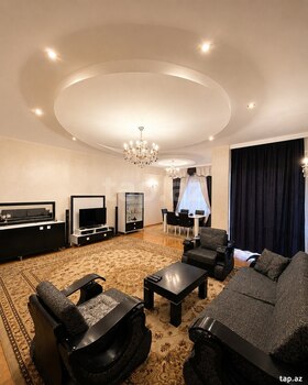 4-otaqlı yeni tikili, Nizami küç., 215 m²