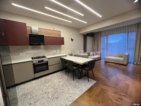 3-otaqlı yeni tikili kirayə verilir, A.Cəlilov küç., 103 m²