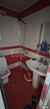 1-otaqlı mənzil kirayə verilir, E.Akademiyası m., 35 m²
