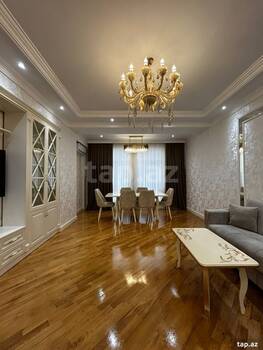 3-otaqlı yeni tikili, Elmlər Akademiyası m., 134 m²
