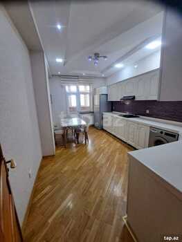 4-otaqlı yeni tikili kirayə verilir, Sumqayıt ş., 148 m²