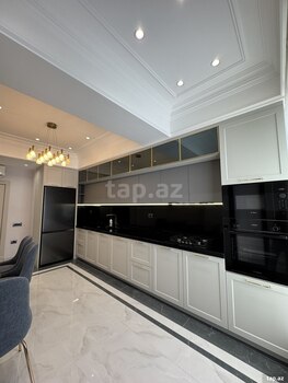 3-otaqlı yeni tikili, 28 may m., 112 m²