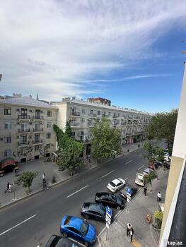 3-otaqlı yeni tikili kirayə verilir, Sahil m., 110 m²