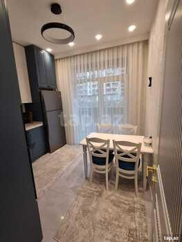 3-otaqlı yeni tikili, Nəsrəddin Tusi küç., 98 m²