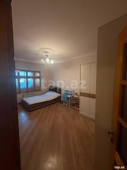 3-otaqlı mənzil, Bakıxanov qəs., 80 m²