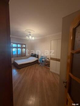 3-otaqlı mənzil, Bakıxanov qəs., 80 m²