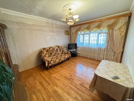 3-otaqlı mənzil kirayə verilir, Gəncə ş., 68 m²