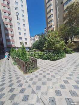 2-otaqlı yeni tikili, C. Naxçıvanski küç., 86 m²