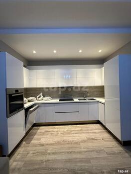 3-otaqlı yeni tikili kirayə verilir, A. Cəlilov küç., 100 m²