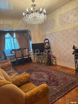 3-otaqlı mənzil, Şövkət Məmmədova küç., 90 m²
