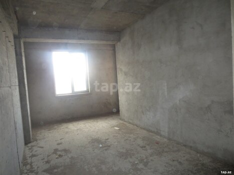 2-otaqlı yeni tikili, İnşaatçılar m., 105 m²