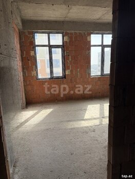 2-otaqlı yeni tikili, İnşaatçılar m., 105 m²