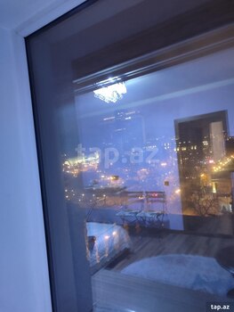 2-otaqlı mənzil kirayə verilir, Sahil m., 80 m²