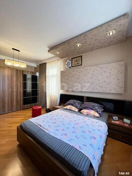 4-otaqlı yeni tikili, Həsən Salmani küç., 165 m²
