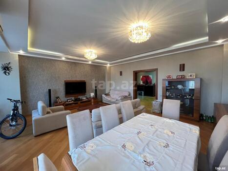 4-otaqlı yeni tikili, Həsən Salmani küç., 165 m²