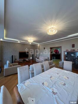 4-otaqlı yeni tikili, Həsən Salmani küç., 165 m²