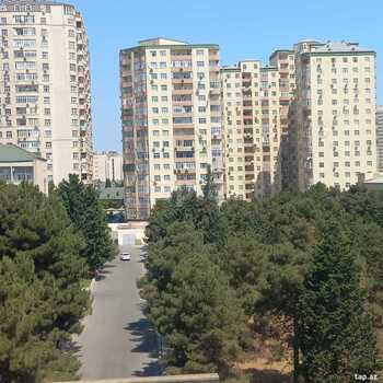 2-otaqlı yeni tikili, İnşaatçılar m., 90 m²