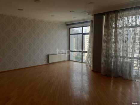 3-otaqlı yeni tikili, 28 May m., 140 m²