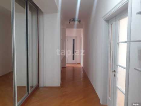 3-otaqlı yeni tikili, 28 May m., 140 m²