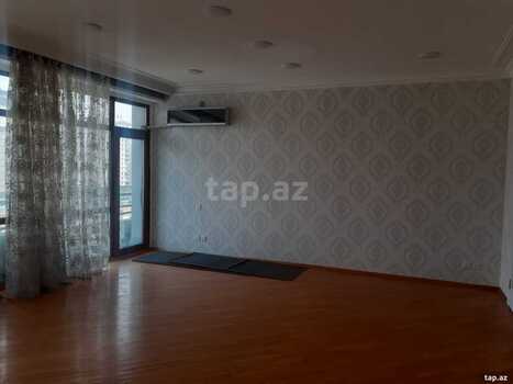 3-otaqlı yeni tikili, 28 May m., 140 m²