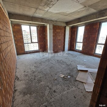 3-otaqlı yeni tikili, Balaəmi Dadaşov küç., 140 m²