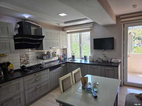 3-otaqlı mənzil, İnşaatçılar pr., 100 m²