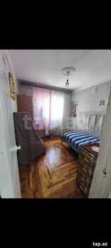 3-otaqlı mənzil, E. Süleymanov küç., 70 m²