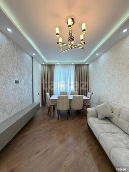 3-otaqlı mənzil, Nəsirəddin Tusi küç., 80 m²