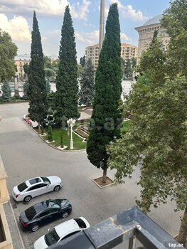 1-otaqlı mənzil kirayə verilir, Gəncə ş., 40 m²
