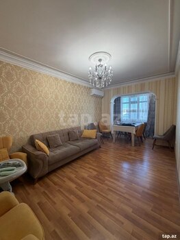 3-otaqlı mənzil, 9 Mkr., 80 m²
